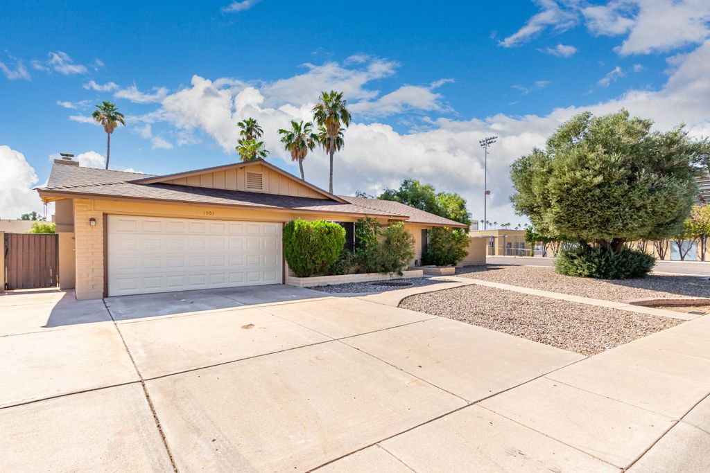 1903 E Balboa Dr, Tempe, AZ 85282