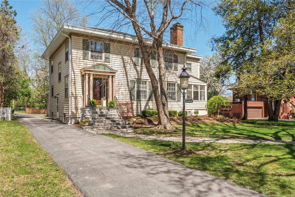 11 Signal Hill Blvd, Belleville, IL 62223 See Estimated Value