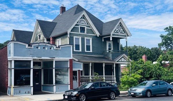 135-137 Main St, Indian Orchard, MA 01151