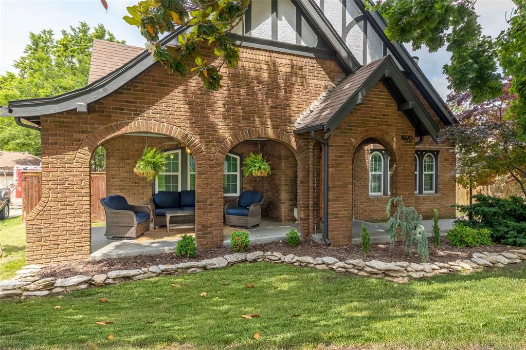 1920 S College Ave, Tulsa, OK 74104