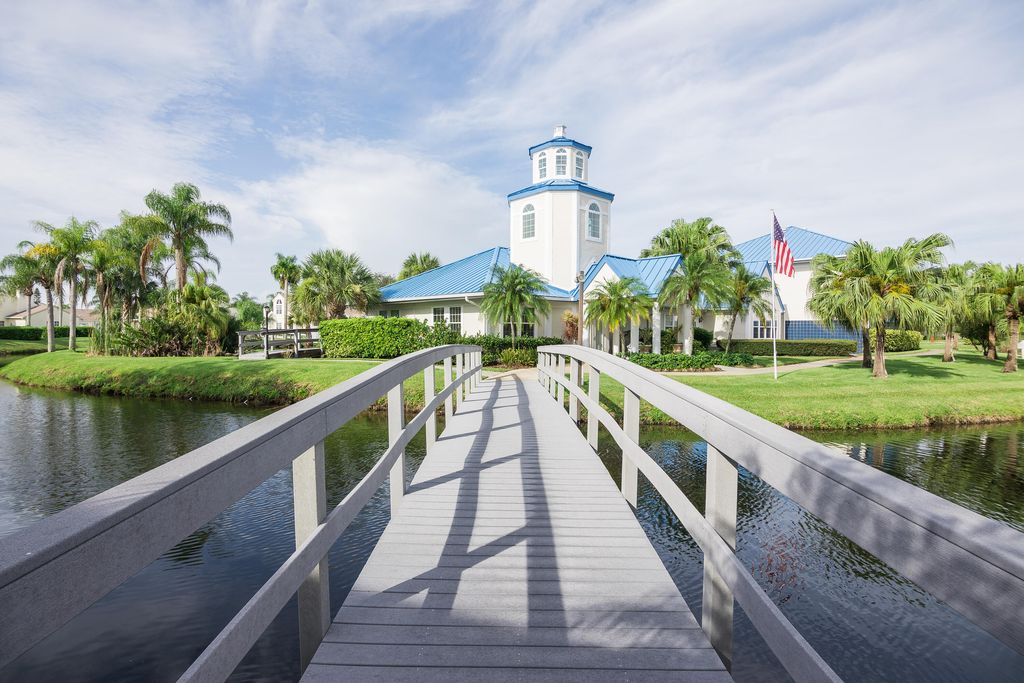 1901 Westminster Cir #4, Vero Beach, FL 32966