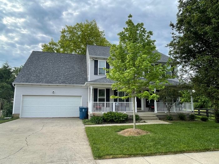 3901 Fairfield Meadows Dr, Louisville, KY 40245