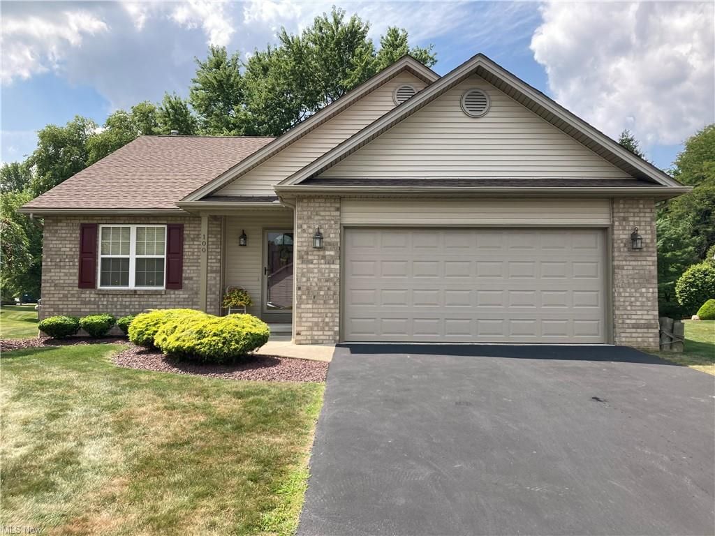 100 Squires Ct Youngstown Oh 44505 Trulia