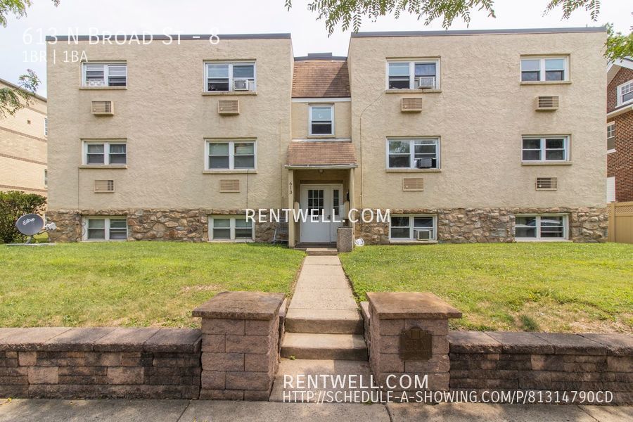 613 N Broad St #8, Lansdale, PA 19446
