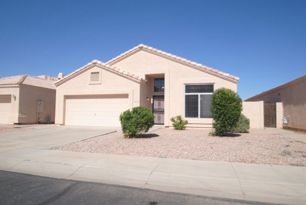 10746 W Cottonwood Ln, Avondale, AZ 85392