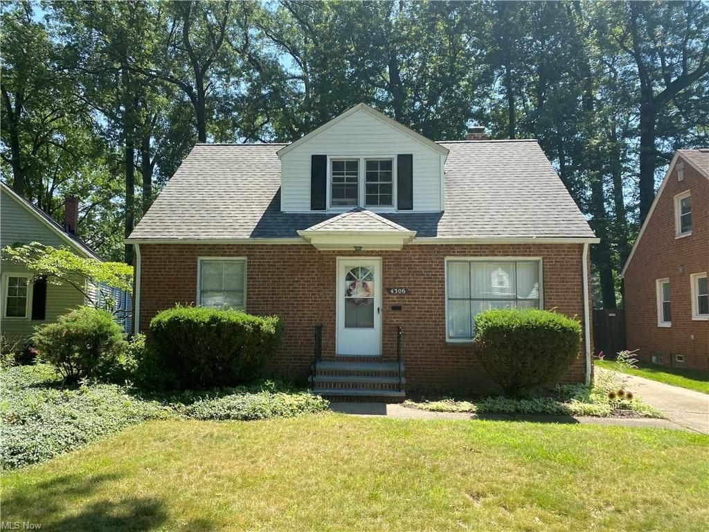 4306 W Anderson Rd, South Euclid, OH 44121