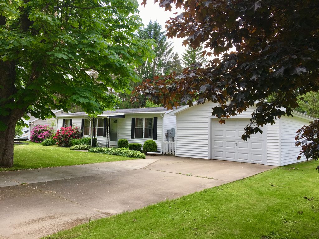 8 Chestnut St, Mount Jewett, PA 16740 Trulia