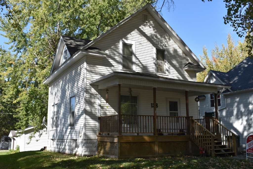 128 4th Ave SE, Oelwein, IA 50662 Trulia