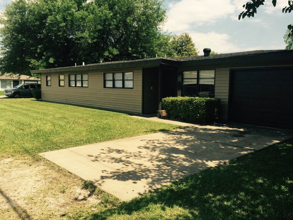 104 S 2nd St, Nederland, TX 77627 Trulia