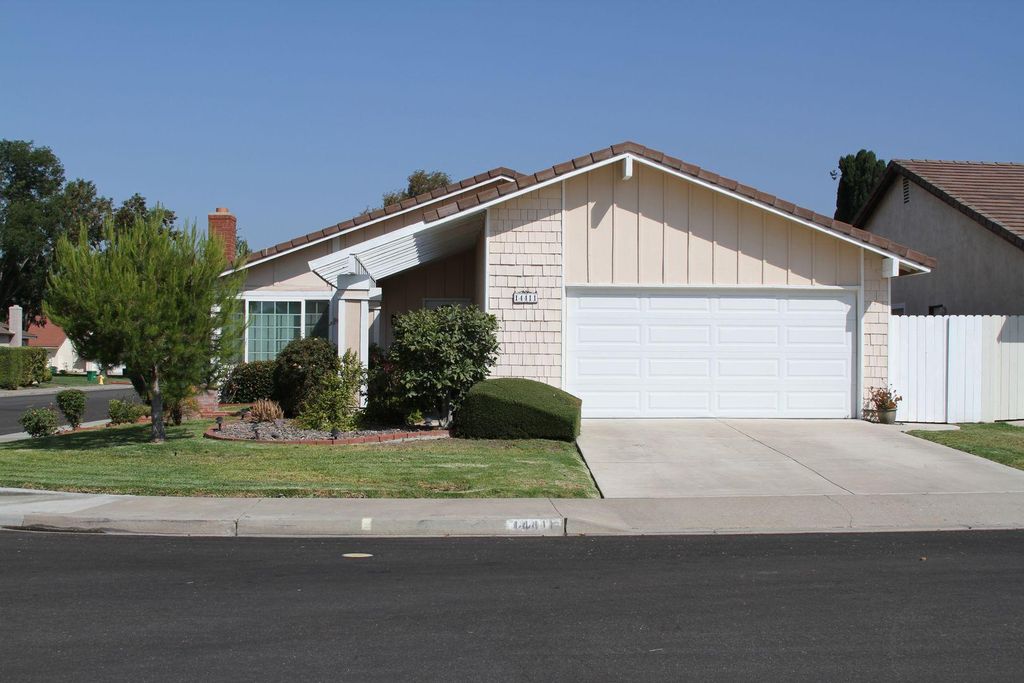 14411 Majorca Ave, Irvine, CA 92606
