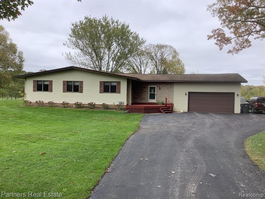 2349 Fisk Rd, Howell, MI 48843 Trulia