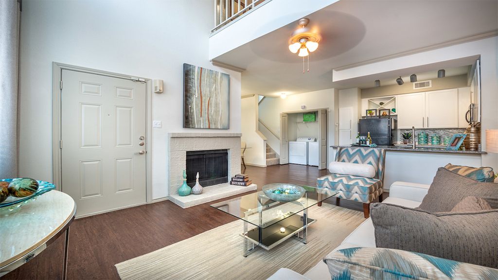 101 N Brookside Dr, Dallas, TX 75214
