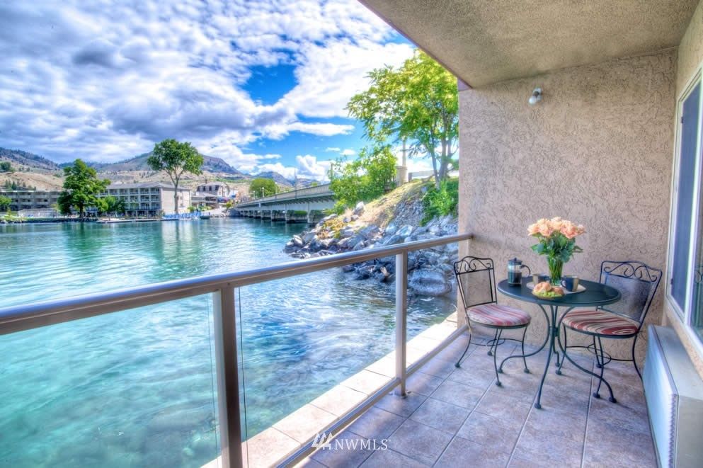 322 W Woodin Ave #722, Chelan, WA 98816