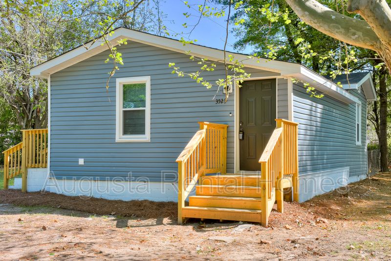 3529 Davis Dr, Augusta, GA 30906