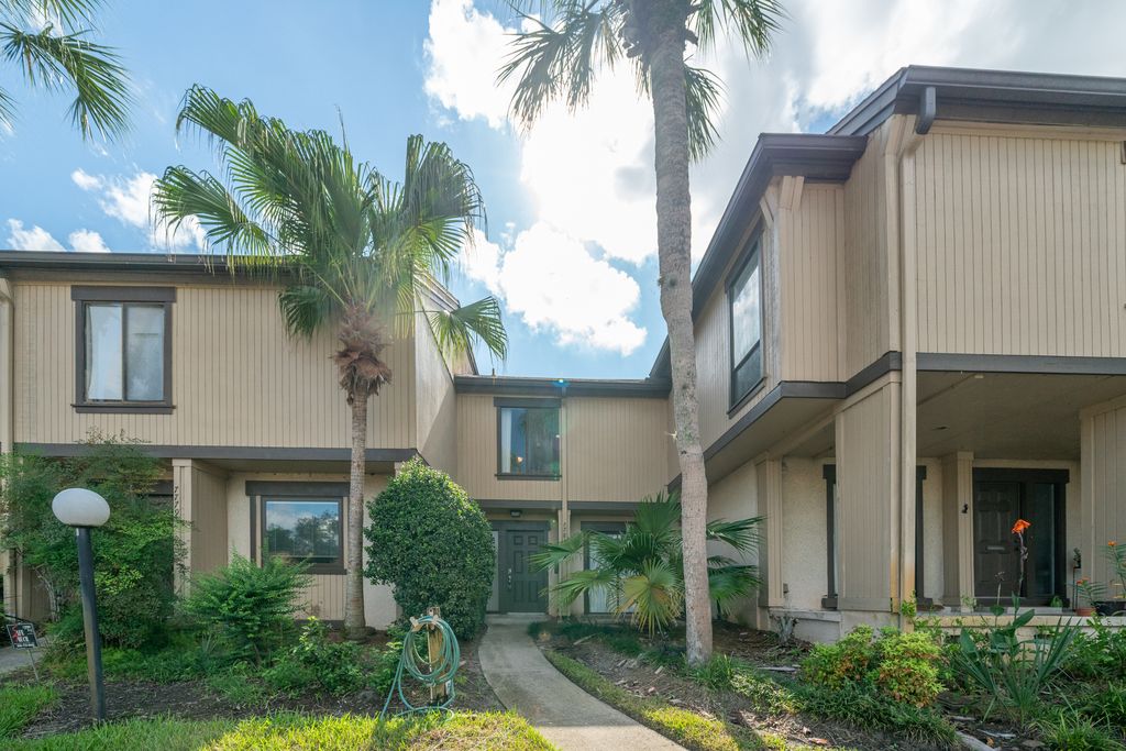 7781 Las Palmas Way #112, Jacksonville, FL 32256
