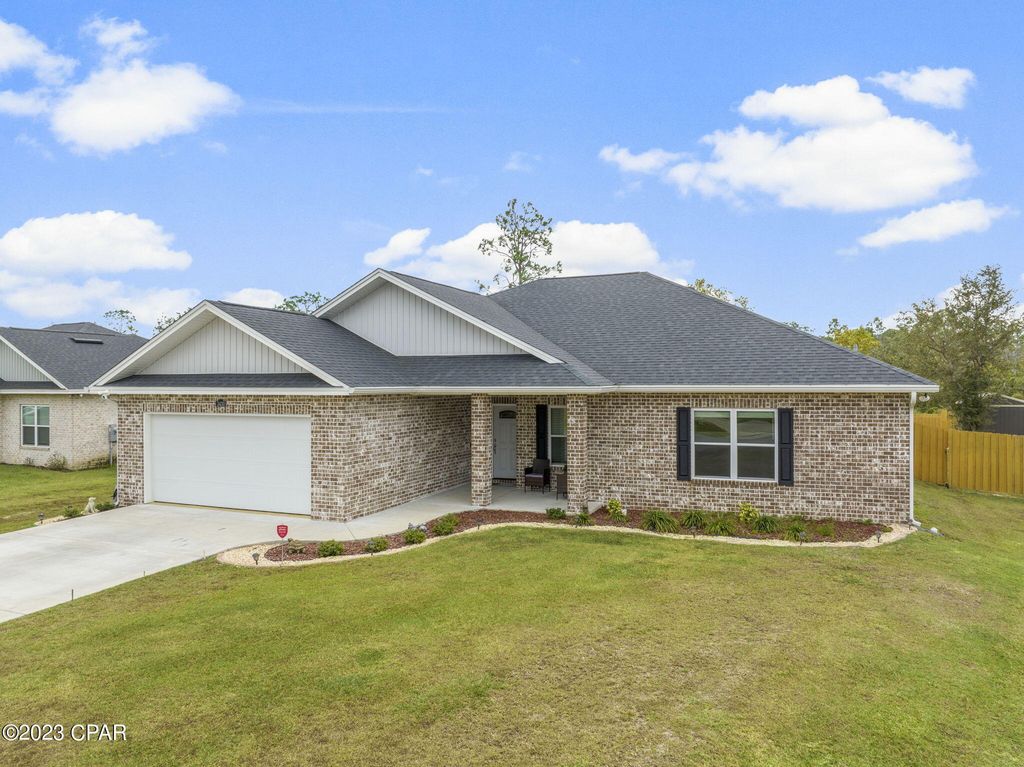 3430 High Cliff Rd, Southport, FL 32409
