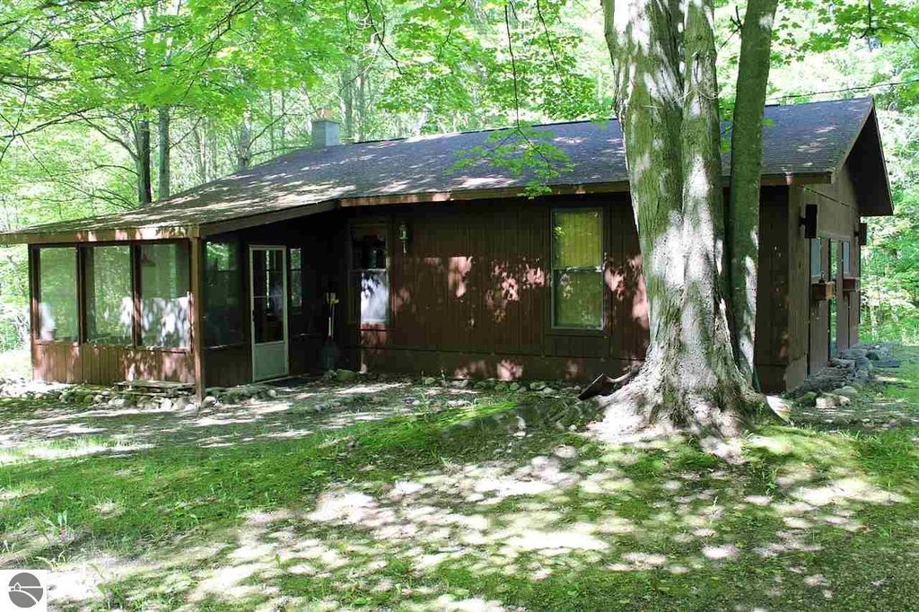 4027 Woodcreek Trl, Mesick, MI 49668 Trulia