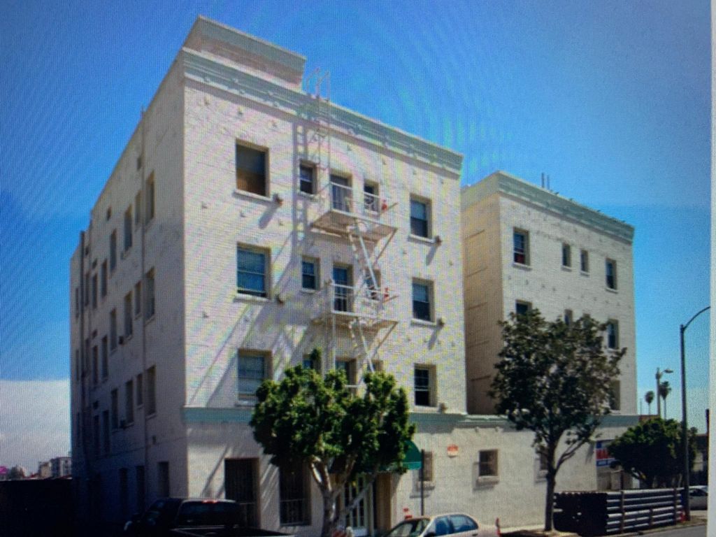 302 N Alexandria Ave #C, Los Angeles, CA 90004