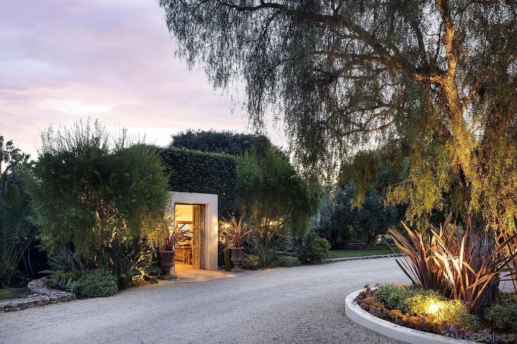 6977 Las Colinas, RANCHO SANTA FE, CA 92067 | MLS# 250018968