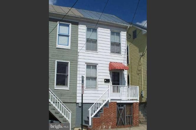 29 E 6th St, Frederick, MD 21701