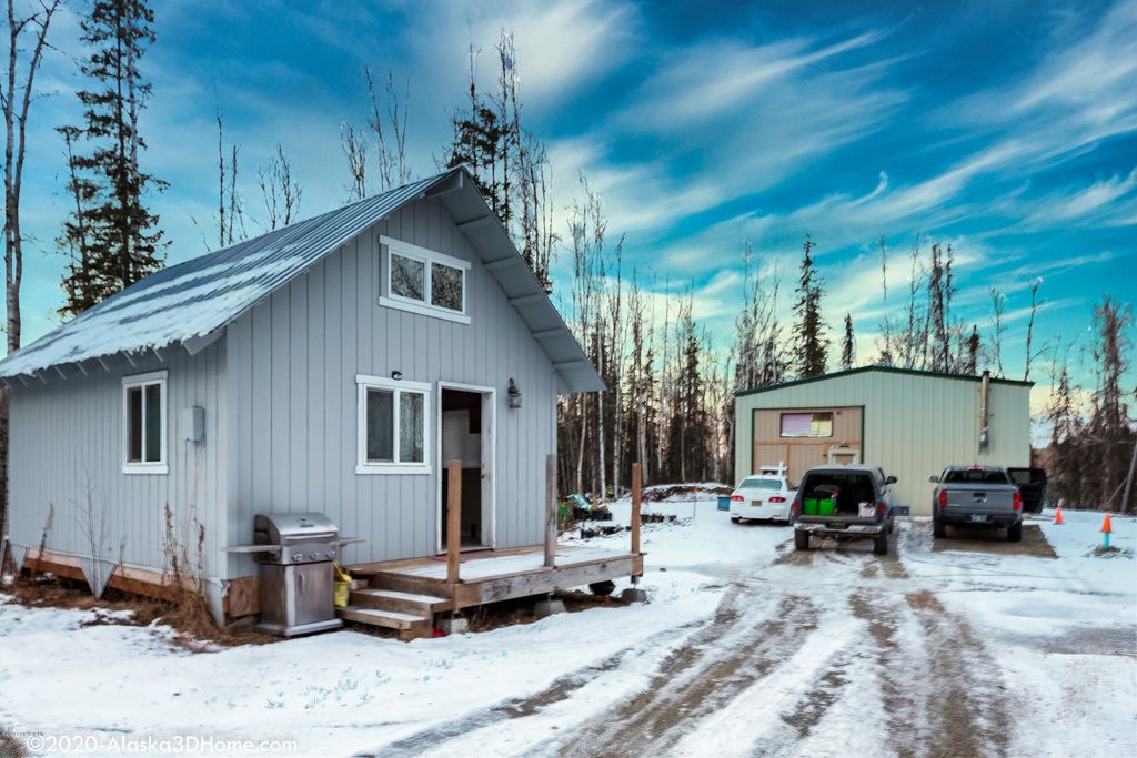 21313 W Loc Lohmand Dr, Wasilla, AK 99623