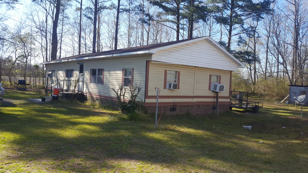 1420 1/2 S King St, Windsor, NC 3 Bed, 2 Bath SingleFamily Home 4