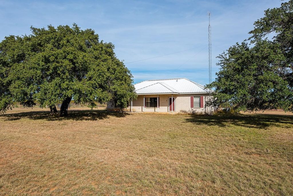 3397 County Road 267, Rochelle, TX 76872