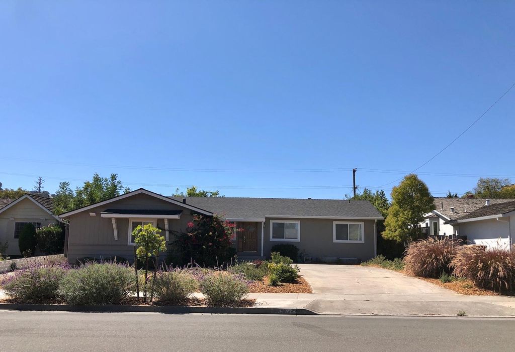 22420 Saint Andrews Ave, Cupertino, CA 95014