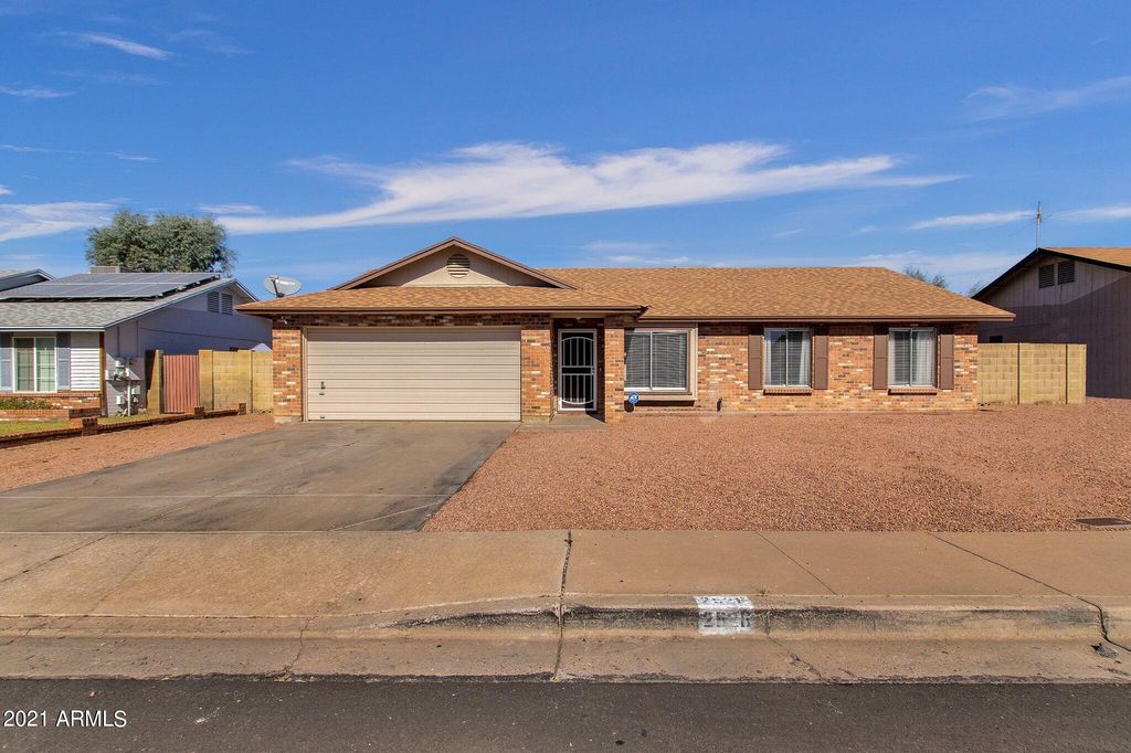 2526 E Carmel Ave, Mesa, AZ 85204