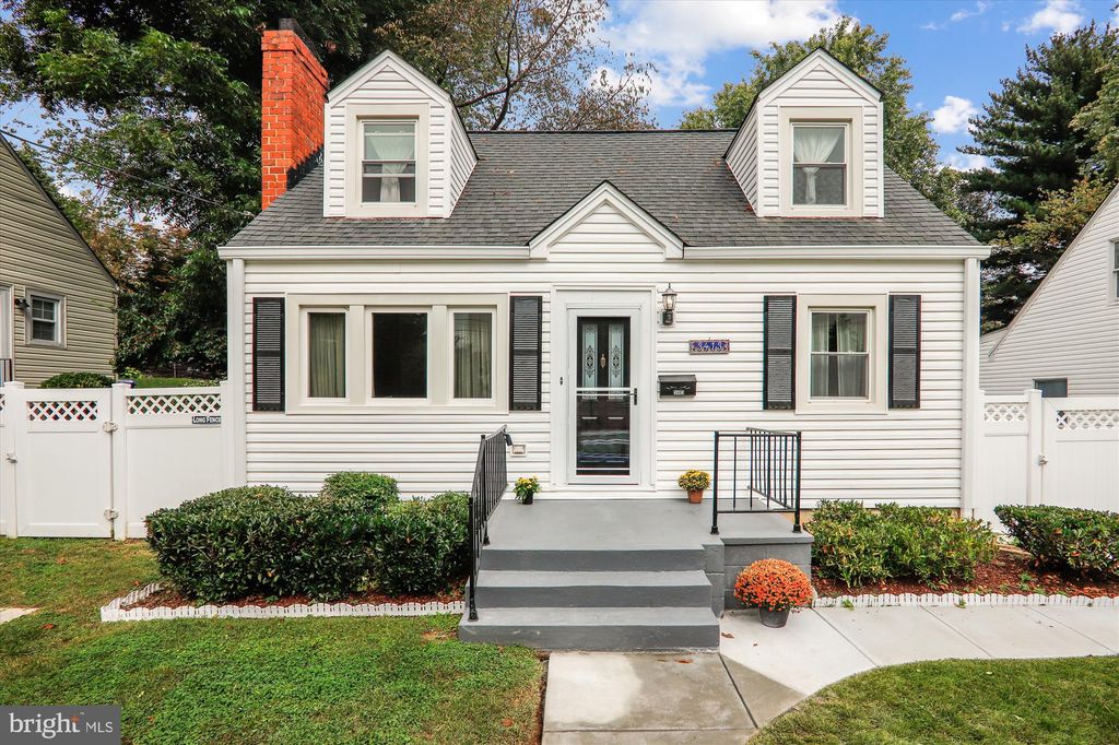 3413 Nimitz Rd, Kensington, MD 20895