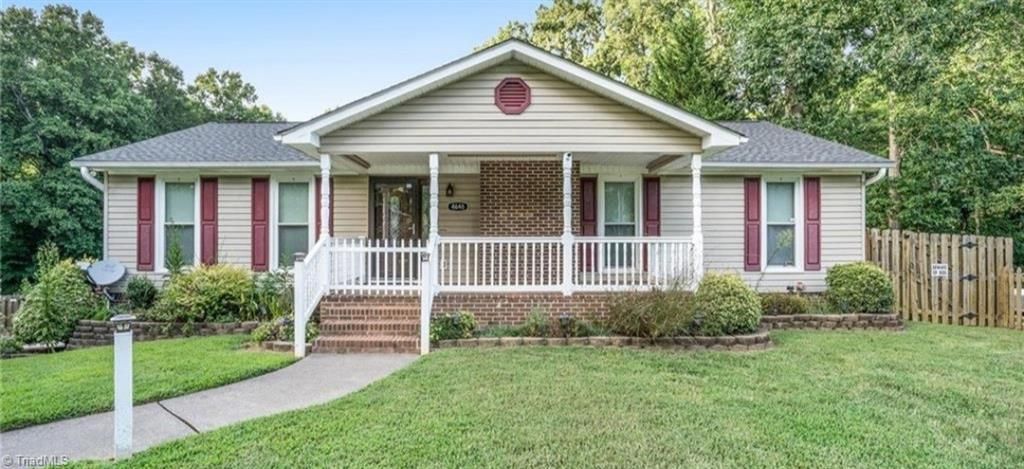 4646 Kelly Dr, Winston Salem, NC 27106