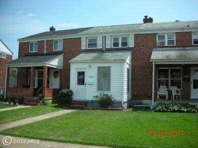7853 Charlesmont Rd, Baltimore, MD 21222
