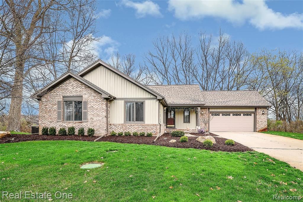 2411 Estates Dr, Highland, MI 48357 Trulia