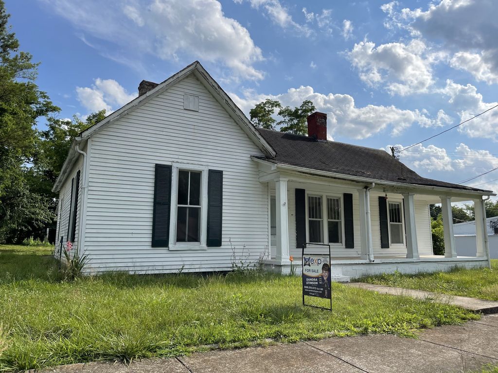 204 Elk St, Elkton, KY 42220