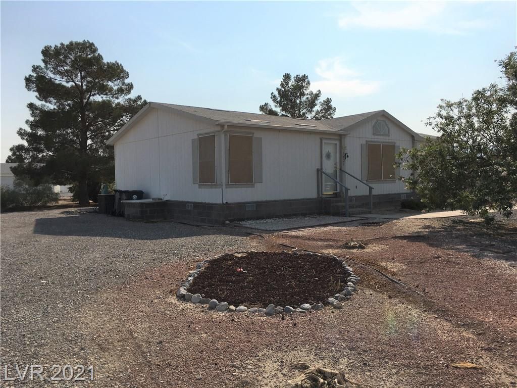 1421 E Gamebird Rd, Pahrump, NV 89048
