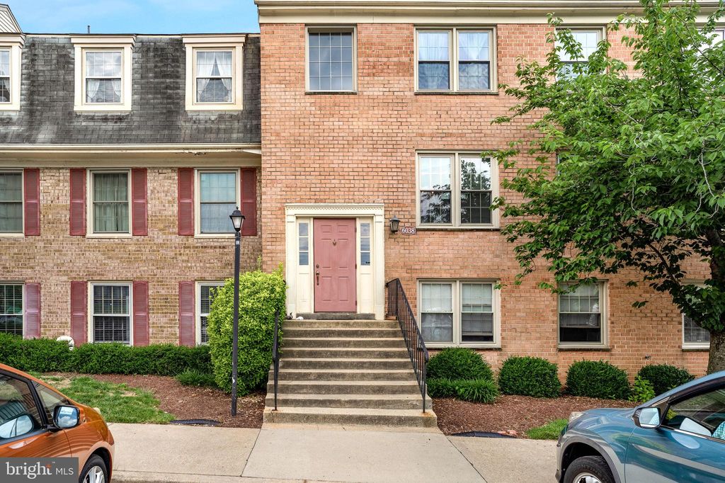 6038 Westchester Park Dr #101, College Park, MD 20740