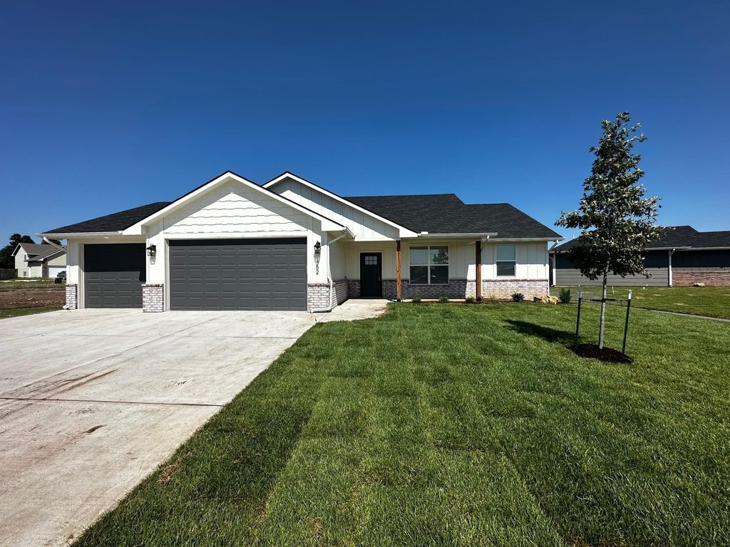 352 Deer Run Ct, El Dorado, KS 67042 Trulia