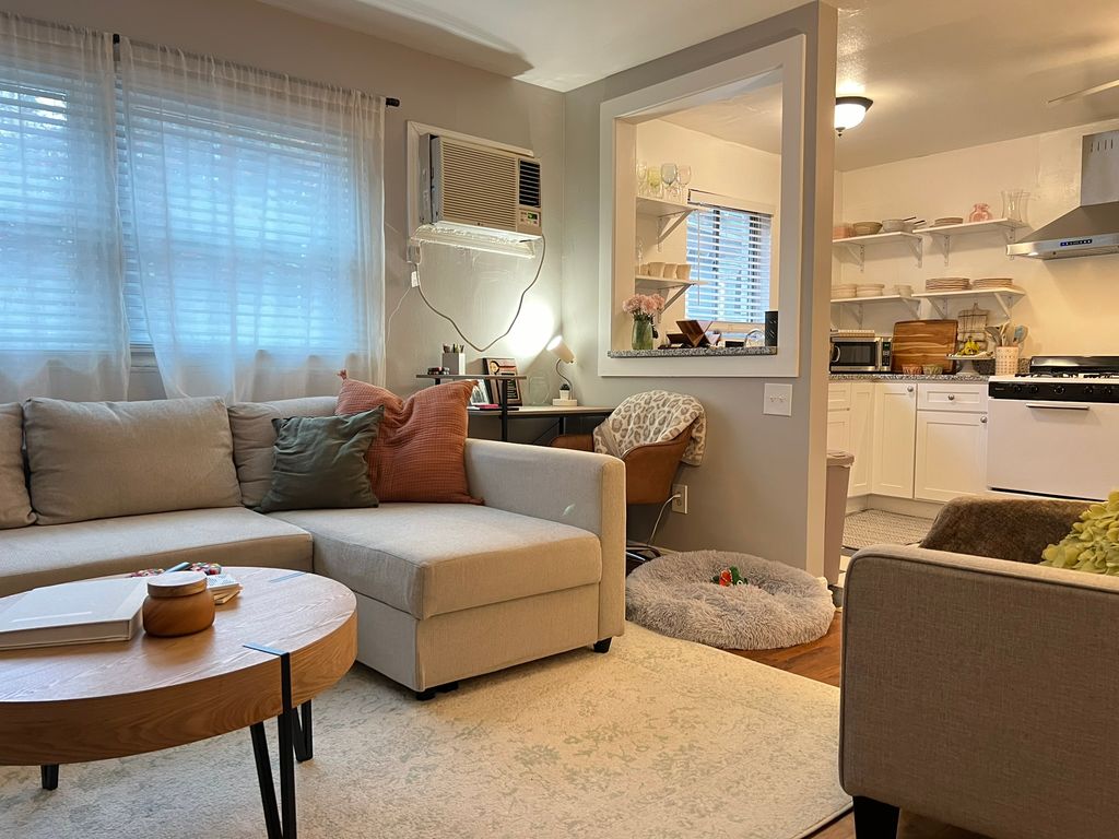 833 Ponce De Leon Pl NE #3, Atlanta, GA 30306 | Trulia, image size:1024x768