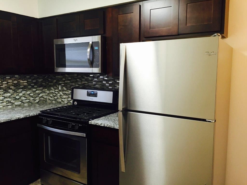 29 Lakeview Ter, Eatontown, NJ 07724