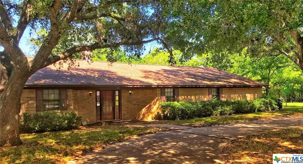 408 Jennifer Dr, Hallettsville, TX 77964 Trulia