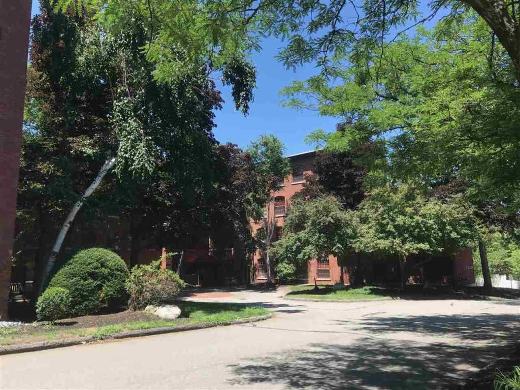 335 Cypress St 2V, Manchester, NH 1 Bed, 1 Bath Condo 9 Photos