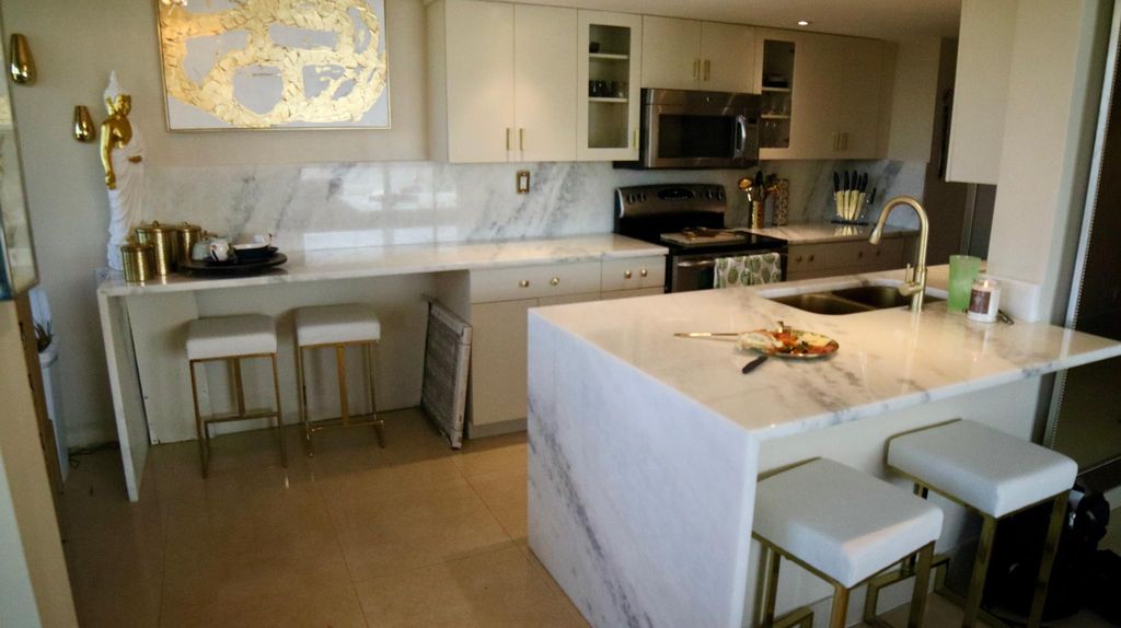 3031 N Ocean Blvd, Fort Lauderdale, FL 33308