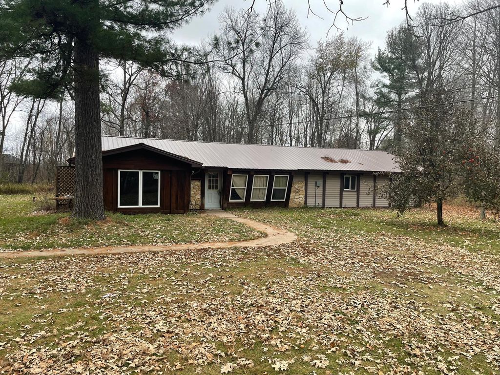 1384 100th St, Amery, WI 54001 See Est. Value, Schools & More