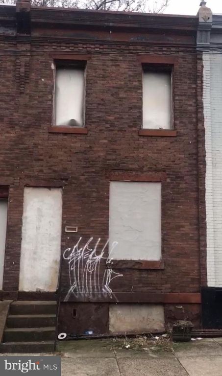 2550 W Seltzer St, Philadelphia, PA 19132