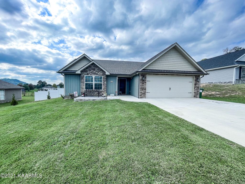 129 Dayflower Way, Maynardville, TN 37807