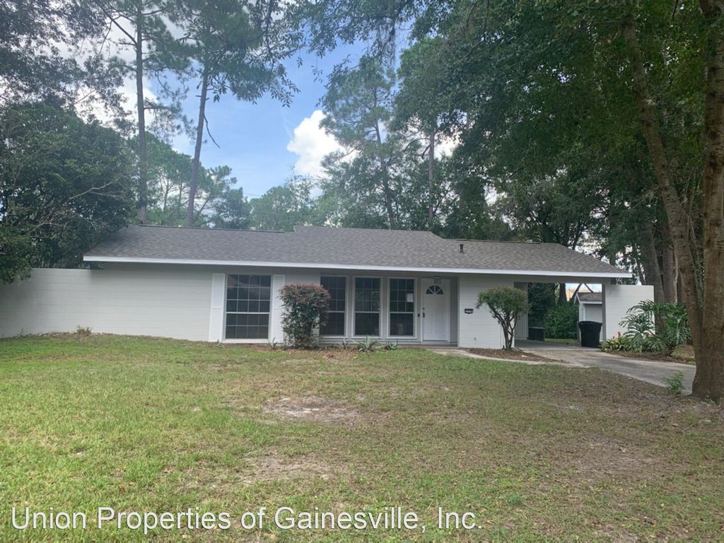 2326 NW 54th Blvd, Gainesville, FL 32653