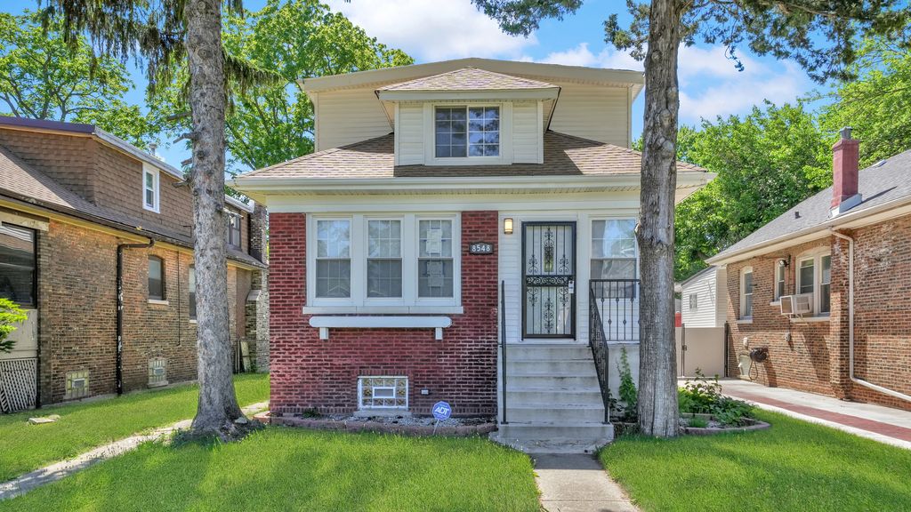 8548 S Rhodes Ave, Chicago, IL 60619