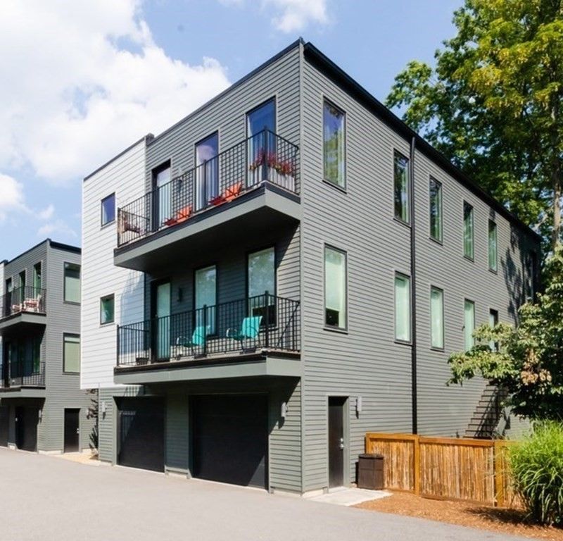 5 Danforth St #B, Boston, MA 02130