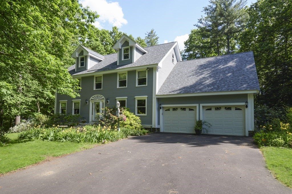10 Brick Pond Way, Pepperell, MA 4 Bed, 4 Bath SingleFamily Home