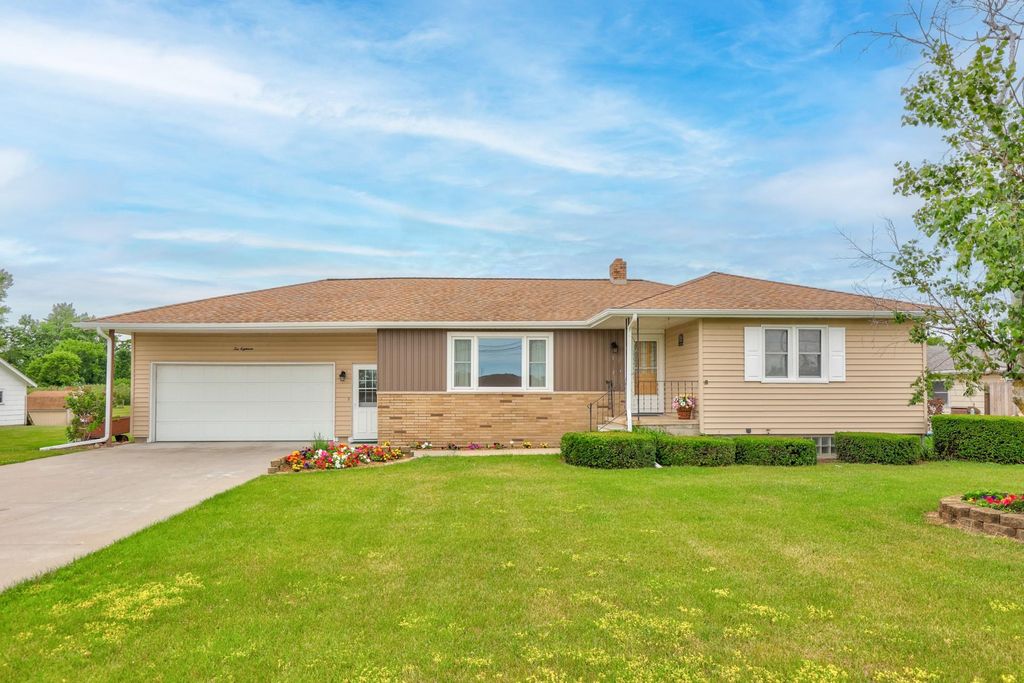 1018 S Huron Rd, Kawkawlin, MI 48631 MLS 50147059 Trulia